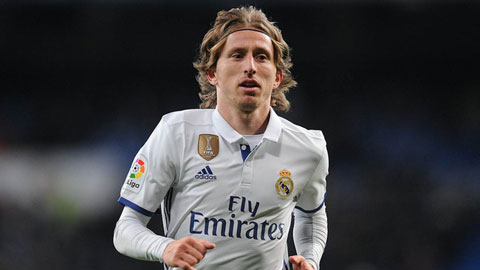 Real chuẩn bị gia hạn với Modric