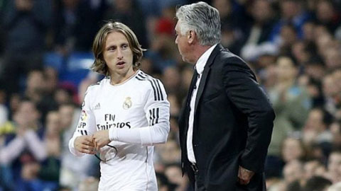 Modric sẽ ở lại Bernabeu ít nhất 1 năm nữa