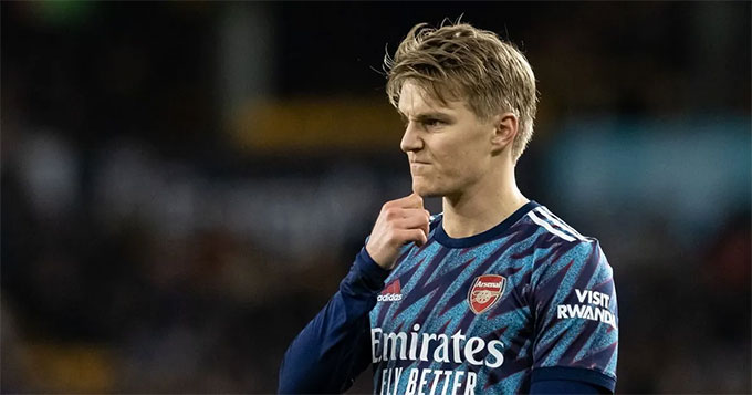 Odegaard không thể giúp Arsenal tránh được thất bại thứ 3 liên tiếp