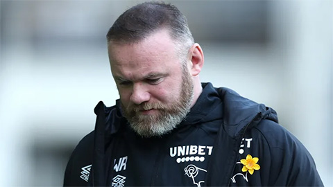 Rooney cùng Derby County xuống hạng sớm 3 vòng đấu