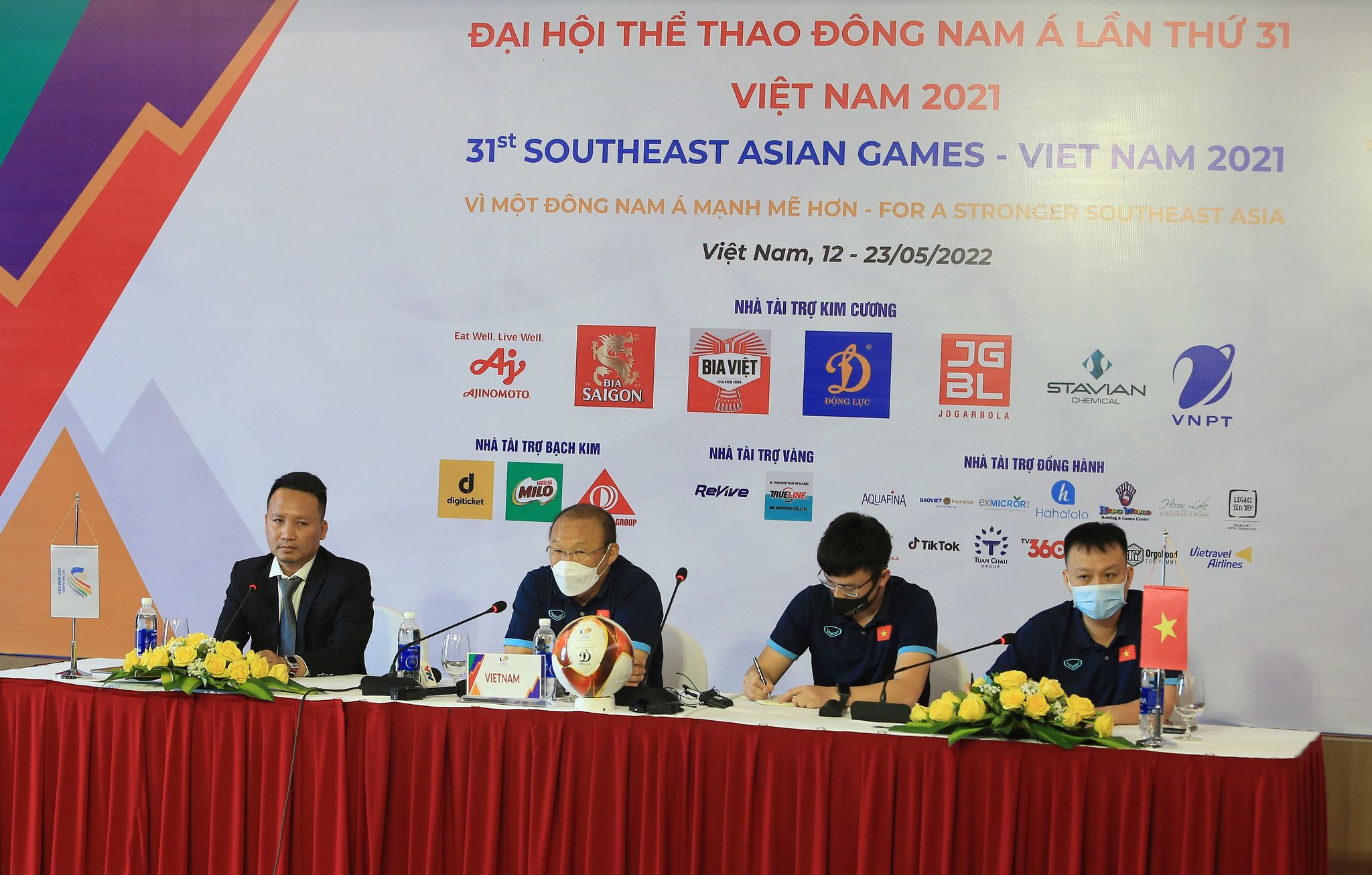 HLV Park Hang Seo trong buổi họp báo trước vòng bảng SEA GAmes 31- Ảnh: Đức Cường