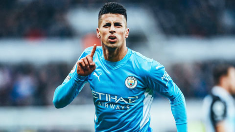 Joao Cancelo trở lại: Cánh phải sẽ nâng bước Man City