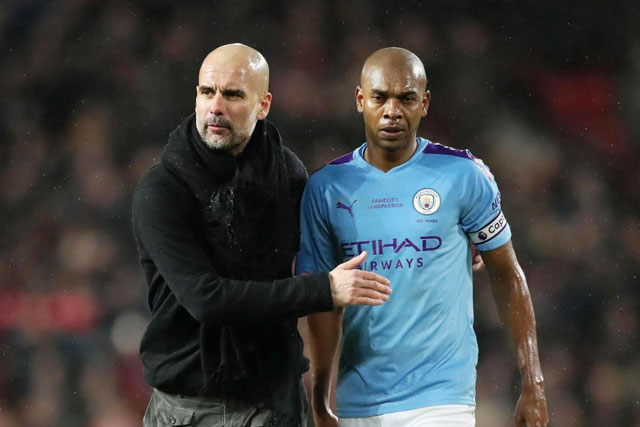 Pep sẽ phải đau đầu tìm cầu thủ thay thế Fernandinho