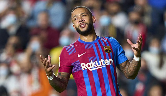 Depay không muốn rời Barca