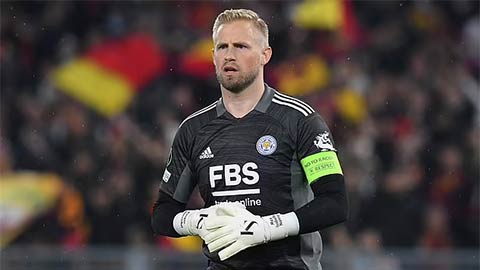 Leicester nhắm mục tiêu chuẩn bị thay thế công thần Kasper Schmeichel