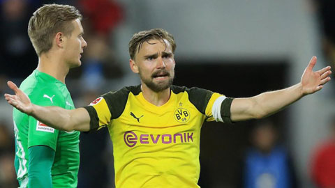 Schmelzer tuyên bố giải nghệ