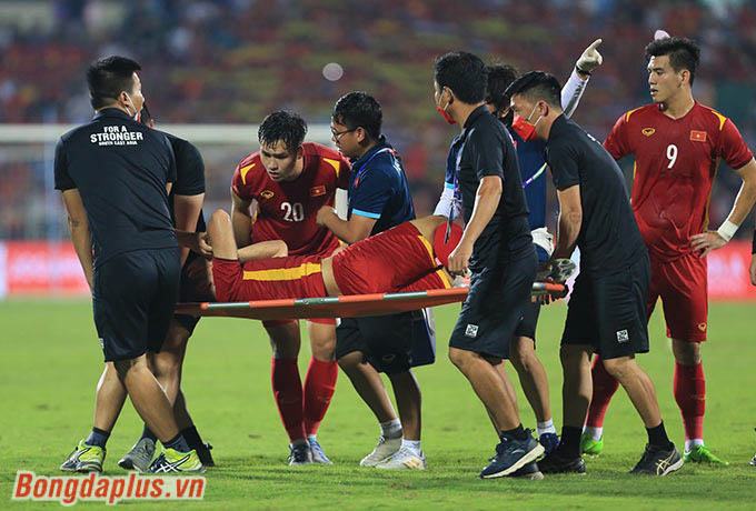 Ngoài ra U23 Việt Nam cũng không thể có Lê Văn Xuân do chấn thương dây chằng