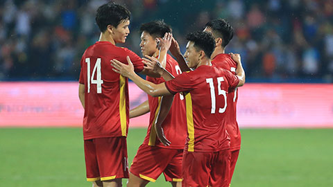 Chiến thắng mở màn 3-0 trước U23 Indonesia giúp tinh thần của các cầu thủ U23 Việt Nam khá tươi vui, thoải mái. Họ không ngần ngại tạo dáng để truyền thông chụp ảnh