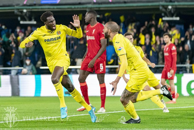 Villarreal thi đấu bùng nổ trong hiệp 1 để có 2 bàn dẫn trước Liverpool