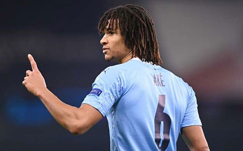 Man City muốn nhận 10 triệu bảng từ thương vụ Nathan Ake