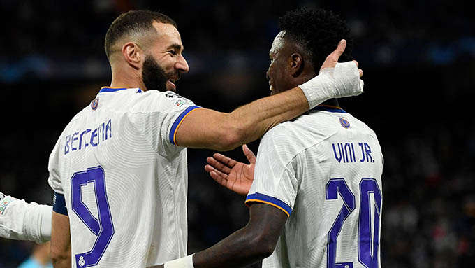 Benzema và Vinicius vẫn là cặp tiền đạo của Real mùa tới?