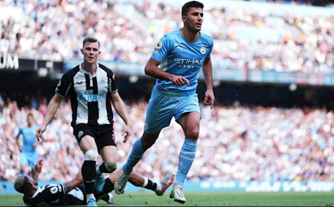 Rodri là cách Pep sửa sai