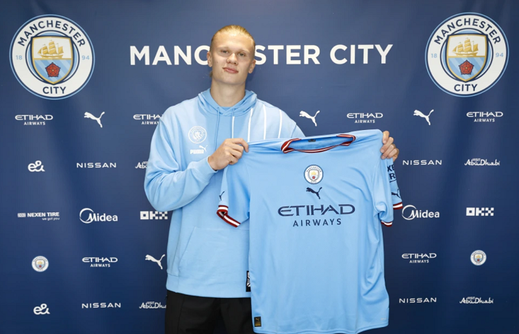 Man City sẽ chơi xoay quanh Haaland