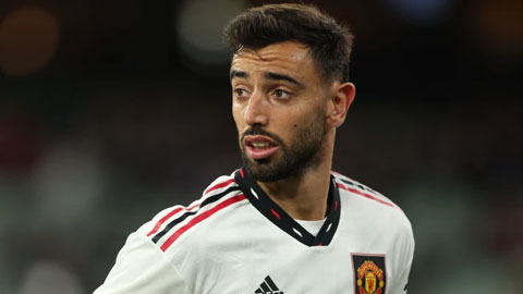 Bruno Fernandes ngầm ám chỉ Man United mạnh hơn khi không có Ronaldo