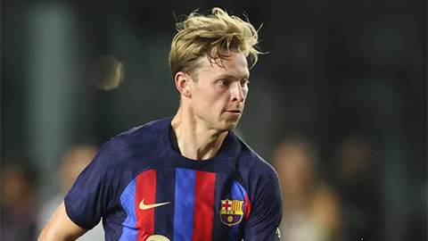 De Jong bị Xavi ép đá trung vệ, nhận tối hậu thư để ở lại Barcelona