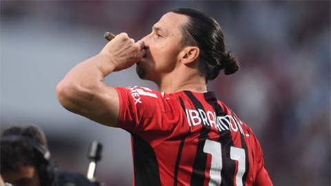 Ibrahimovic gia hạn hợp đồng với AC Milan