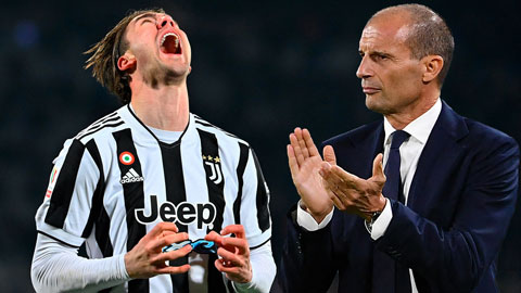 Với HLV Allegri, Vlahovic sẽ phải ưu tiên lối chơi đồng đội