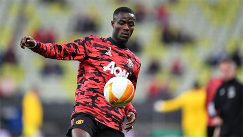 Man United chia tay bệnh binh Bailly