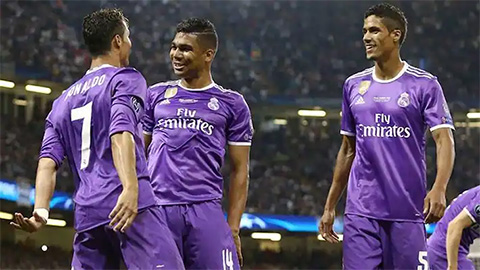 Casemiro bị fan trù sẽ xuống dốc như Ronaldo và Varane ở MU