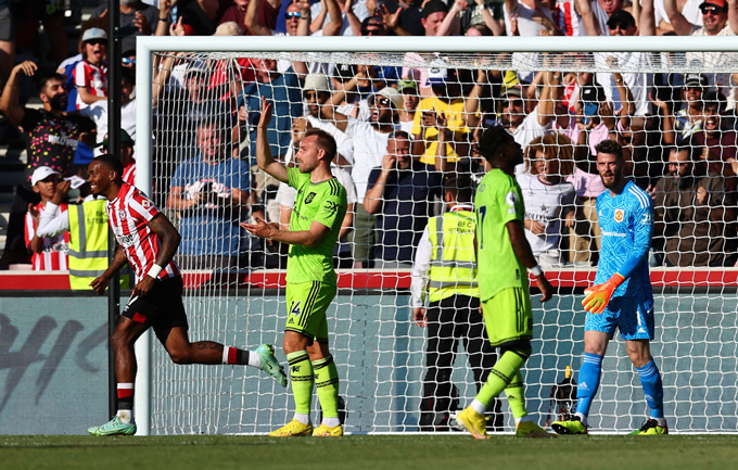 Eriksen và De Gea liên tiếp mắc lỗi ở trận MU vs Brentford