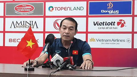 HLV Đinh Thế Nam: ‘Văn Trường khó chơi trận chung kết”