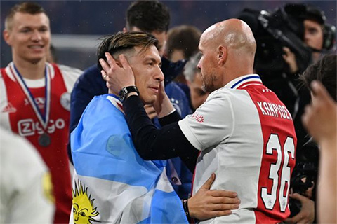 Ten Hag cướp Lisandro Martinez khỏi Ajax