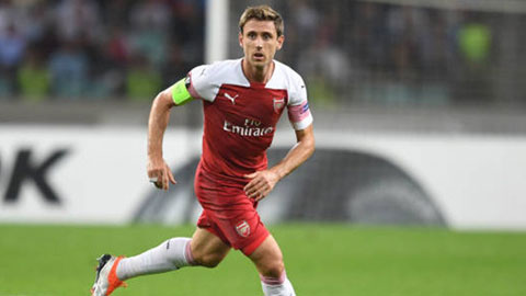 Nacho Monreal giải nghệ ở tuổi 36