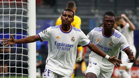 Mỗi khi Real gặp khó, có bộ đôi Rodrygo Goes (trái) - Eduardo Camavinga