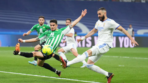 Hàng thủ sứt mẻ sẽ biến Betis thành mồi ngon cho Benzema và đồng đội