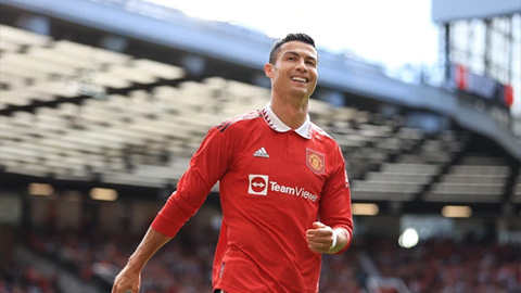 'Ronaldo không phải là vấn đề với MU nếu ở lại Old Trafford'