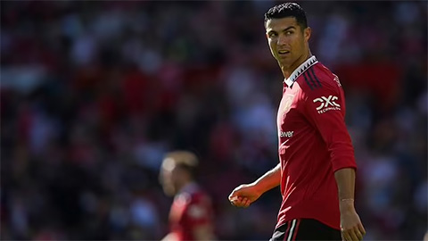 HLV Ten Hag hạnh phúc khi có Ronaldo trong đội hình