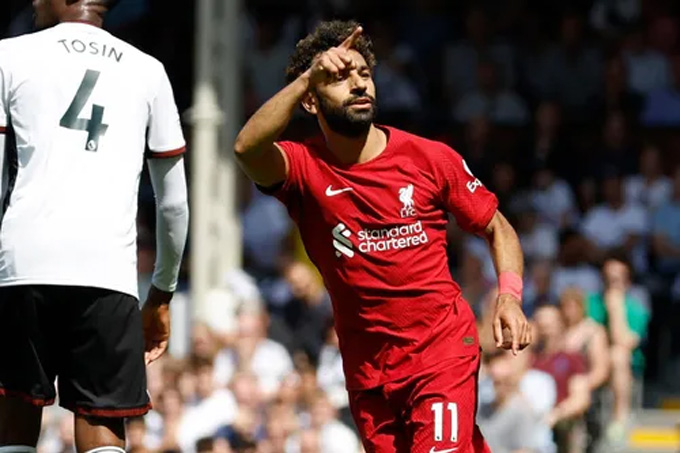 Salah gỡ hòa 2-2 cho Liverpool