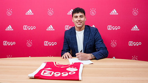 Eduardo Sánchez gia nhập Ajax