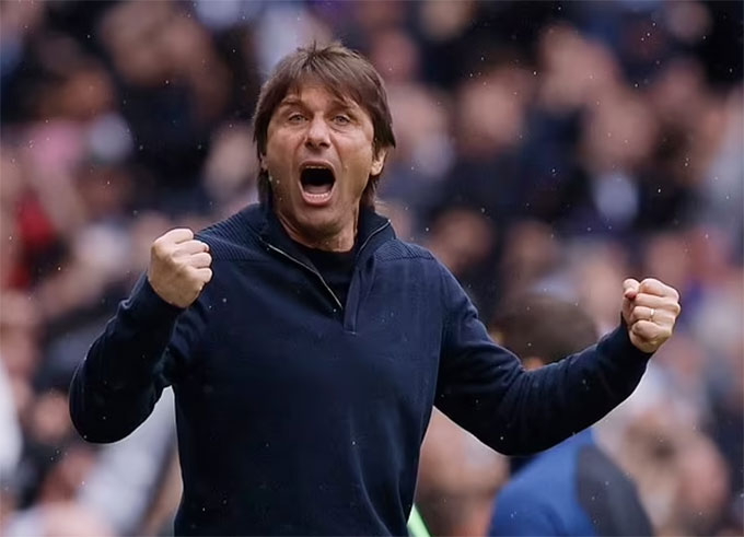 HLV Conte đang giúp Tottenham bay cao ở Premier League