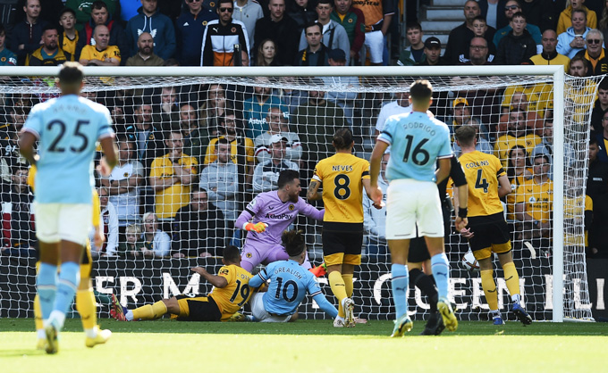 Grealish mở tỷ số trận Wolves vs Man City ngay phút thứ 1