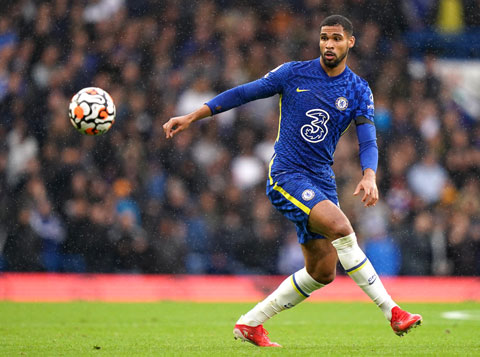 6 trận gần nhất, Loftus-Cheek được sử dụng ở 3 vị trí  khác nhau