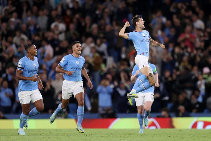 Man City ghi bàn liên tục