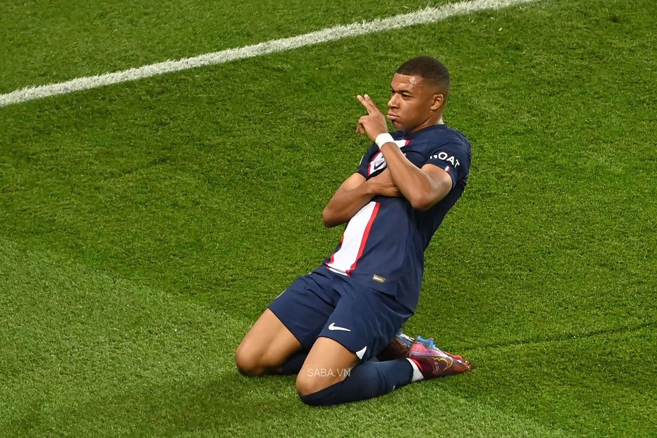 Mbappe đang hưởng mức lương cao ngất ngưởng tại PSG và anh đã đền đáp bằng bàn thắng hạ gục Juventus