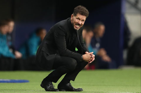 HLV Diego Simeone của Atletico chỉ còn biết trách chính mình khi quá cầu toàn và đầy toan tính trước Leverkusen