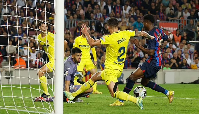 Barca thắng tưng bừng