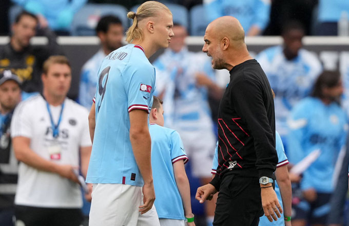 Pep vẫn muốn Haaland tham gia nhiều hơn vào quá trình luân chuyển bóng của Man City