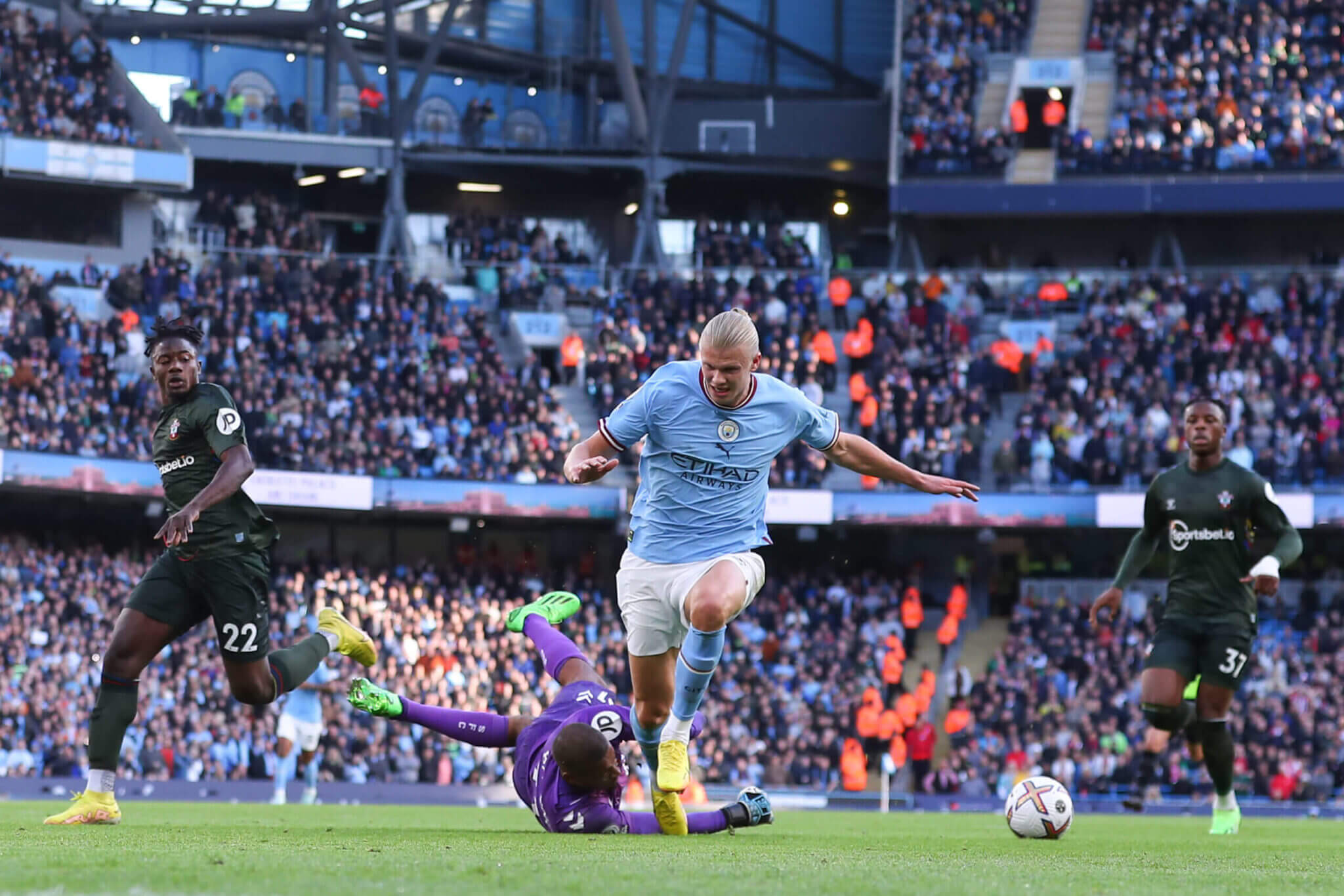 Haaland đang trở thành một con quái vật khi kết hợp với Man City của Pep