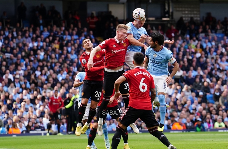 Haaland đào sâu cách biệt giữa Man City và MU