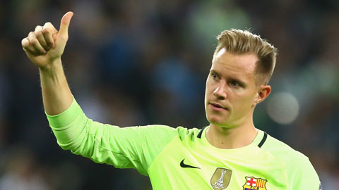 Ter Stegen lập kỷ lục sạch lưới