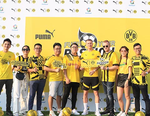 Marco Reus sang Việt Nam dịp này nhưng không thi đấu do đang bị chấn thương. Ảnh: Đức Cường