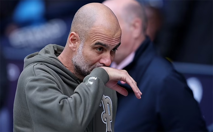 HLV Guardiola bất lực khi các học trò không chơi hết sức