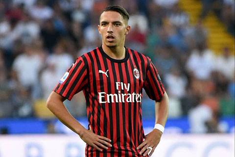 AC Milan chuẩn bị gia hạn với Ismael Bennacer