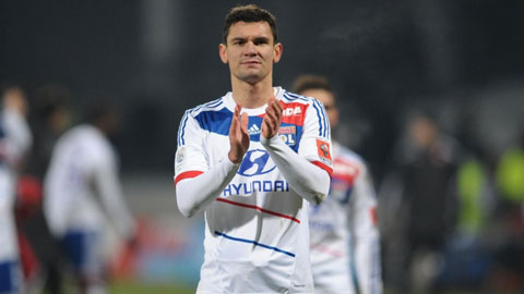 Lovren tái hợp Lyon sau 10 năm