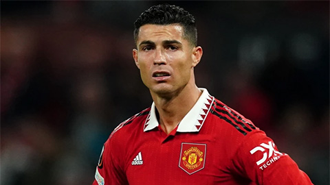 Fan MU biến tấu bài hát dành cho Ronaldo