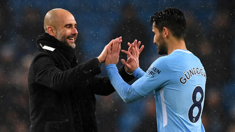 Pep tạo sự cạnh tranh ở Man City như thế nào?